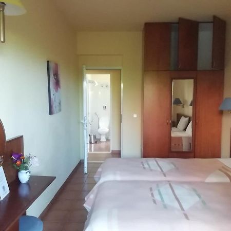 Poseidon Apartments Άγιος Γόρδιος Εξωτερικό φωτογραφία