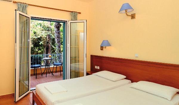 Poseidon Apartments Άγιος Γόρδιος Εξωτερικό φωτογραφία