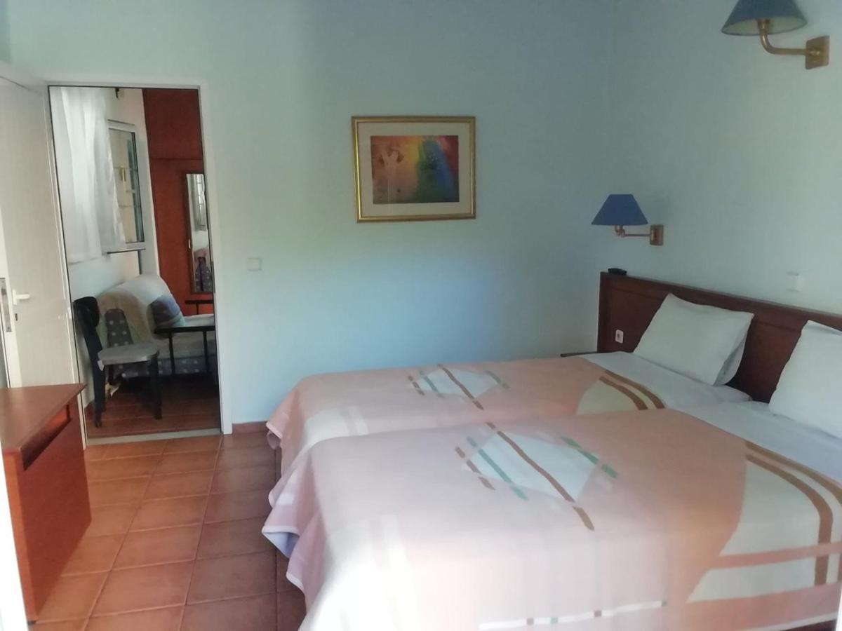 Poseidon Apartments Άγιος Γόρδιος Εξωτερικό φωτογραφία