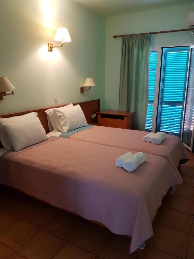 Poseidon Apartments Άγιος Γόρδιος Εξωτερικό φωτογραφία
