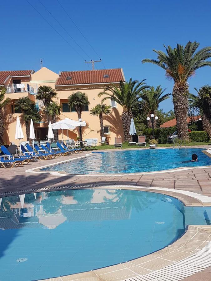 Poseidon Apartments Άγιος Γόρδιος Εξωτερικό φωτογραφία