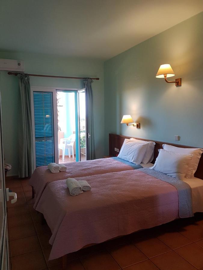 Poseidon Apartments Άγιος Γόρδιος Εξωτερικό φωτογραφία